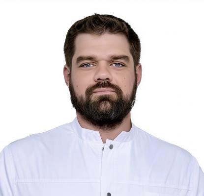 Азаров Максим Сергеевич